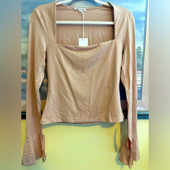 Reformation Lucca Top in Serenade - Picture 7 of 7